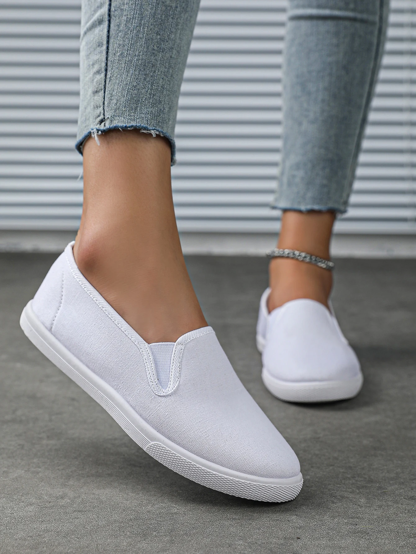 Leichte Low-Top-Freizeitschuhe aus Segeltuch für Damen im Freien