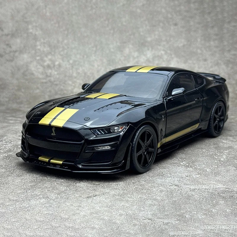 Solido Diecast 1:18 Scale Ford SHELBY GT500-H 2023 Alloy Car Model Collection Souvenir Display Ornaments