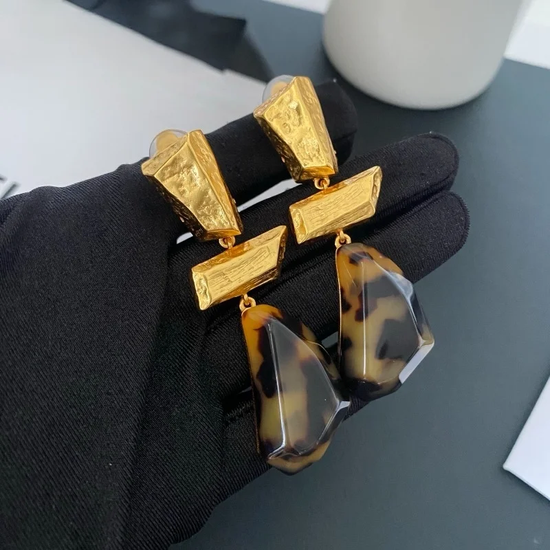 

Timeless Wonder Fancy Geo Resin Clip on Earrings for Women Designer Jewelry Runway Luxury Brand Gift Vintage Top 5133