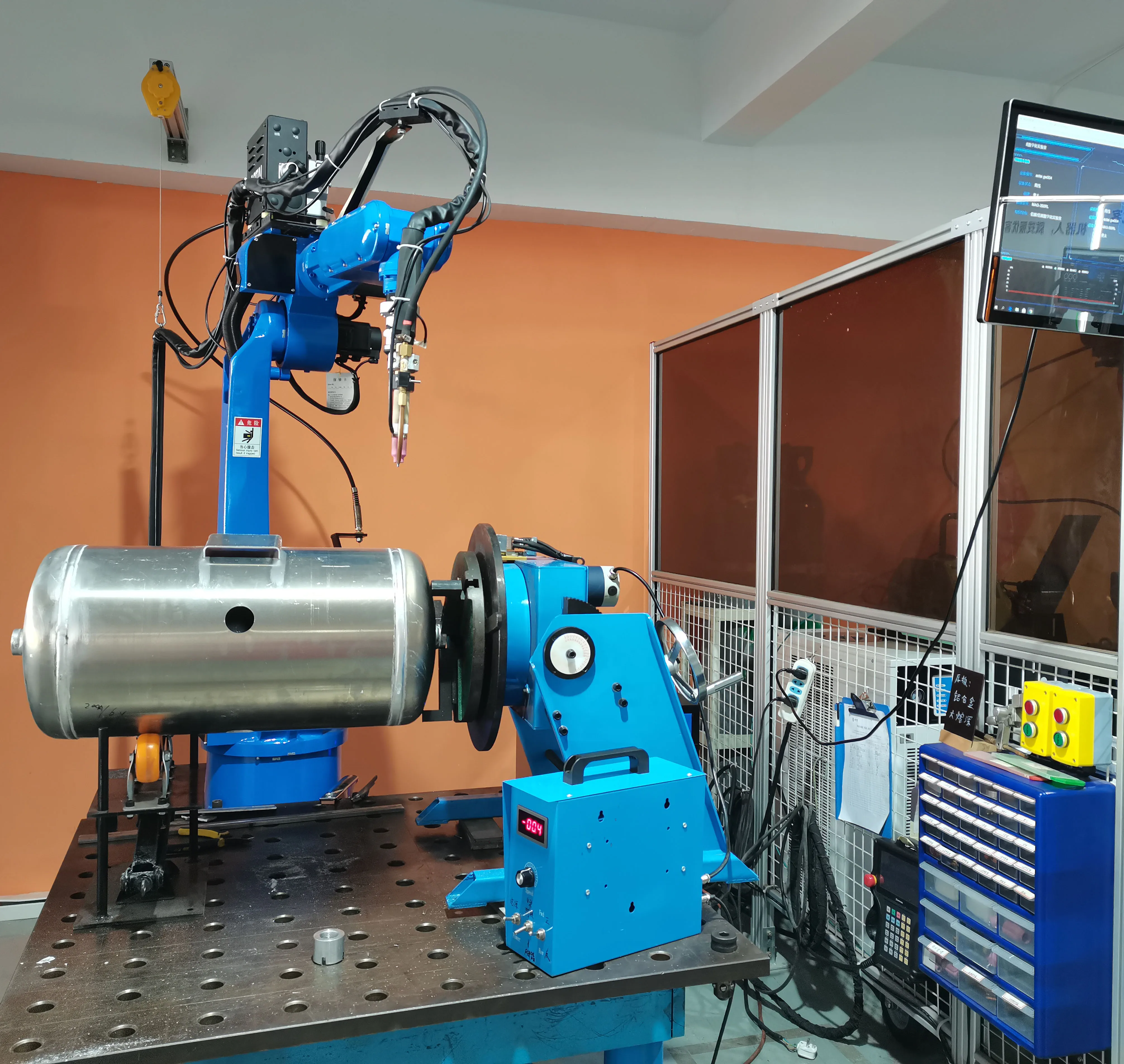 Automatic Stainless Steel Aluminum Pipes TIG Argon Arc Welding Robot Arm Welding Machine