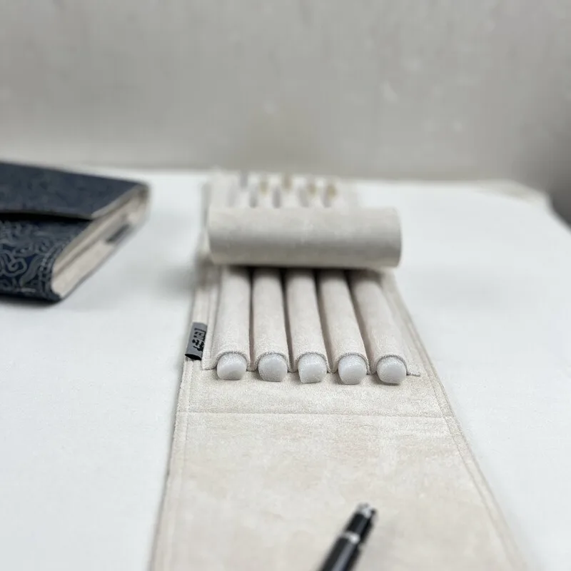 Original 10 Holes Pack Pen Storage Bag, Pen Holder, Large Capacity Pen Bag, Magnetic Buckle, Portable Velvet Cloth 18x16cm