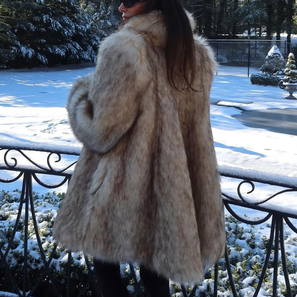 

Thick Warm Fur Office Lady Casual 2025 Autumn Women Faux Fur Coat Short Jacke Long Sleeve Fur Turn Down Collar Open Stitch Loose