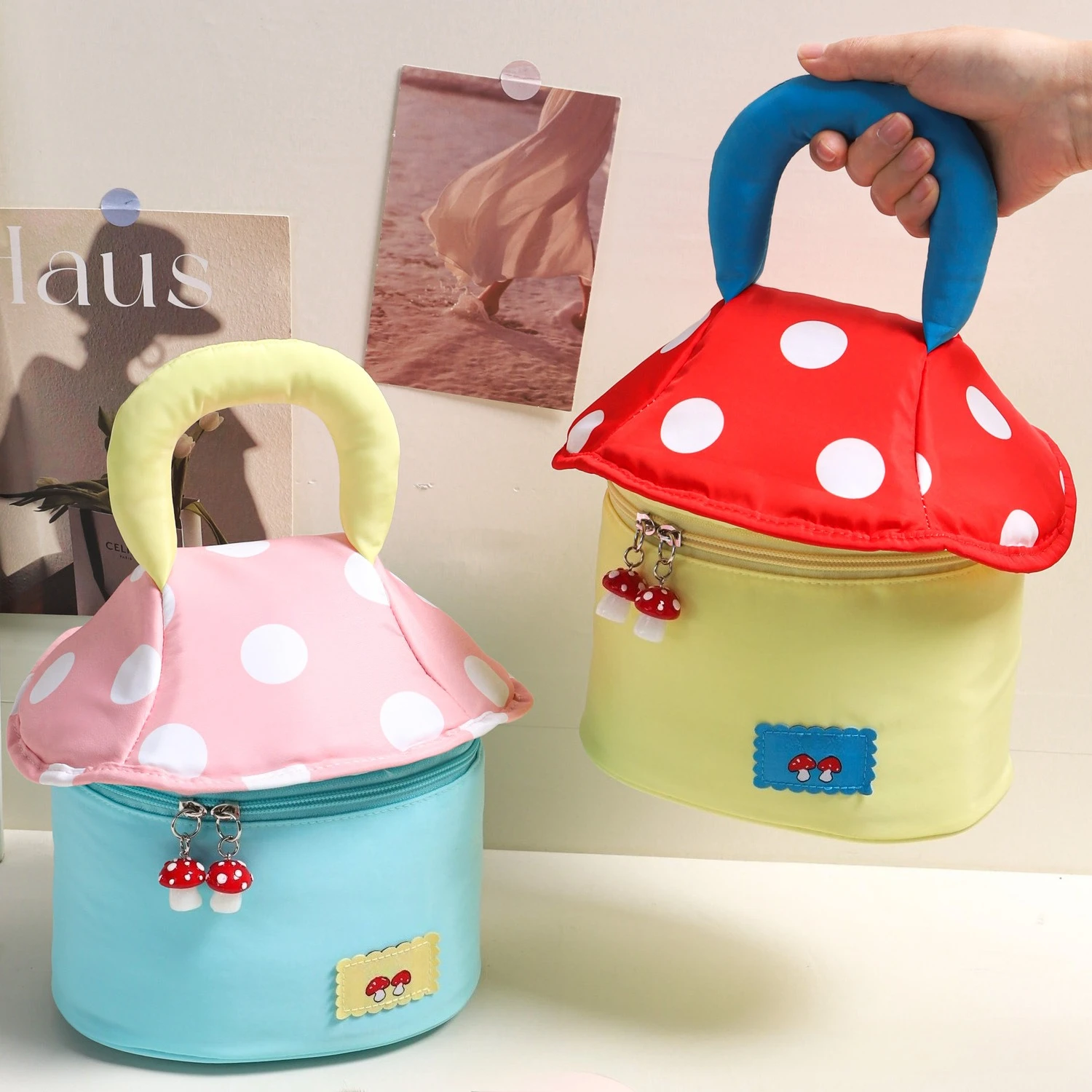 Mushroom Cosmetic Bag Portable Polka Dot Cosmetics Storage Bag Large Capacity Portable House Wedding Gift Bag
