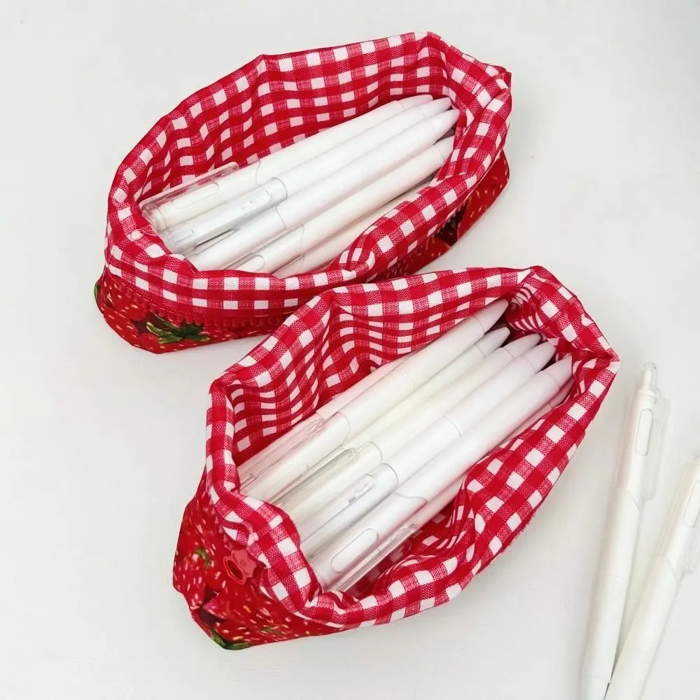 High Quality Strawberry Print Pencil Case Zipper Design Stationery Organizer Pen Bag Large Capacity Pencil Pouch Students
