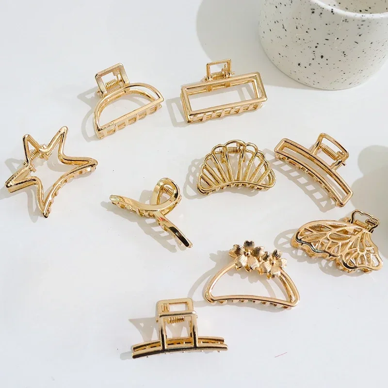 Fashion Hollow Heart Metal Hair Claw Clips Simple Non Slip Mini Gold Geometric Bangs Barrettes