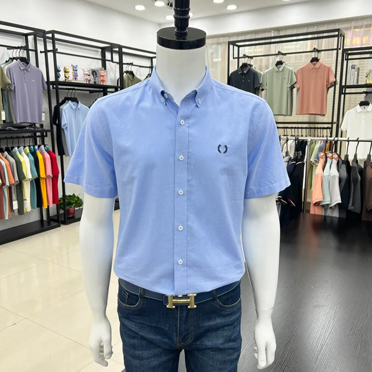 

Рубашка из хлопка свободного кроя в стиле оксфорд, молодежная, с коротким рукавом, на пуговицах, однотонная, летняя, повседневная, модная.