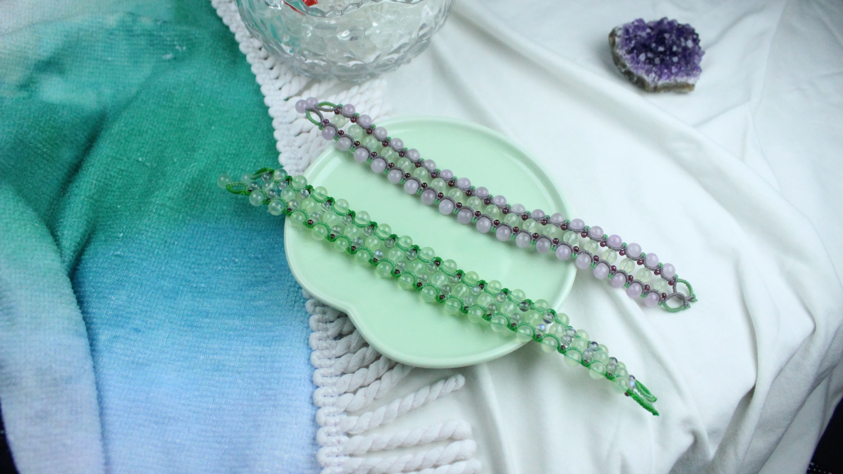 

Wax Thread Hand Woven Kunzite Beads Prehnite Crystal Beaded Beading Bracelet