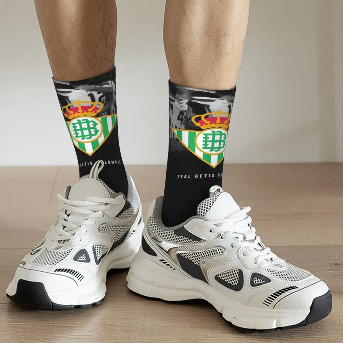 Echte Betis Socken Harajuku Schweiß absorbierende Strümpfe die ganze Saison lang Socken Zubehör für Unisex Geschenke