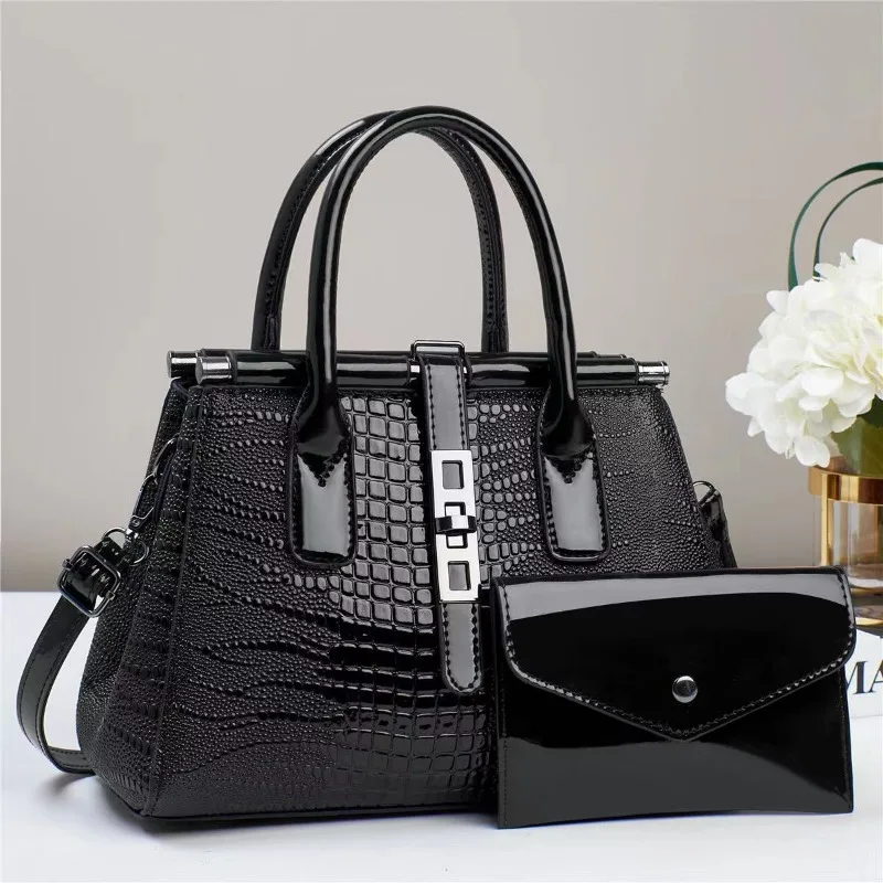 Luxury Brand Designer Women\'S Handbag Fashionable New Crocodile Pattern Shoulder Bag Bright Leather Large Capacity Crossbody Bag