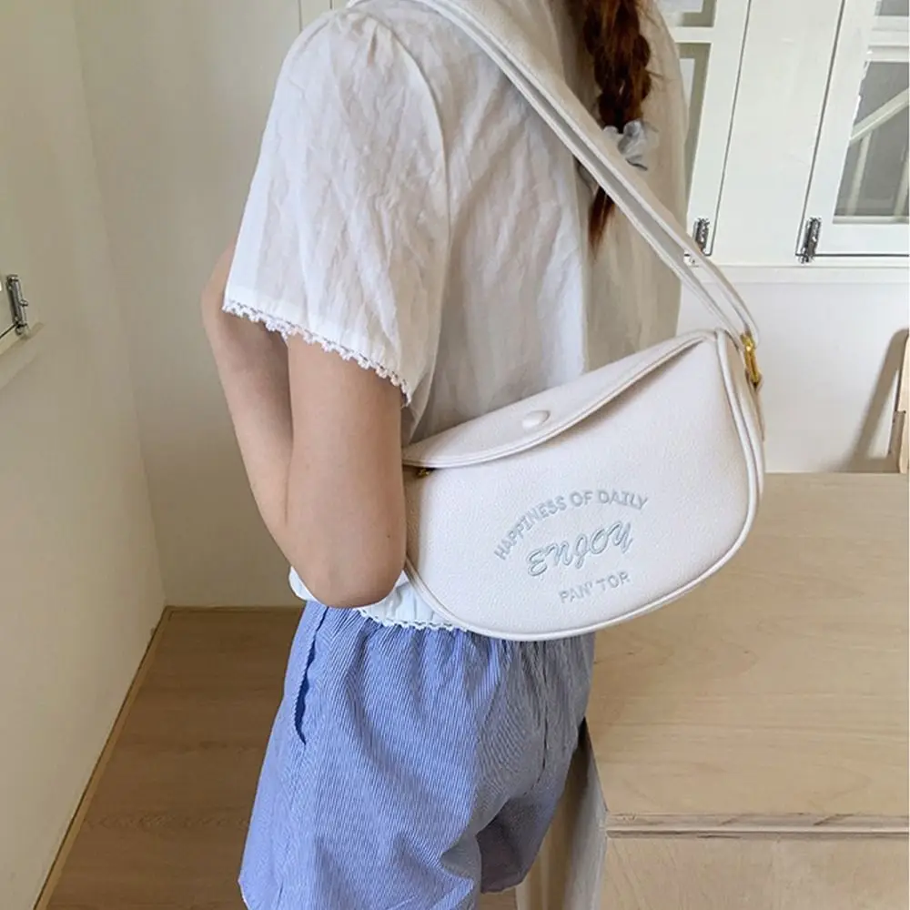 

Trendy Korean Saddle Bag Letter Embroidery Shoulder Bag Pu Leather Luxury Handbags Ladies