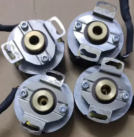 HC182500/A1FXBL3 Used encoder with 7 mm bore and taper，HC182500 A1FXBL3 encoder, fast shipping, tested and shipped.