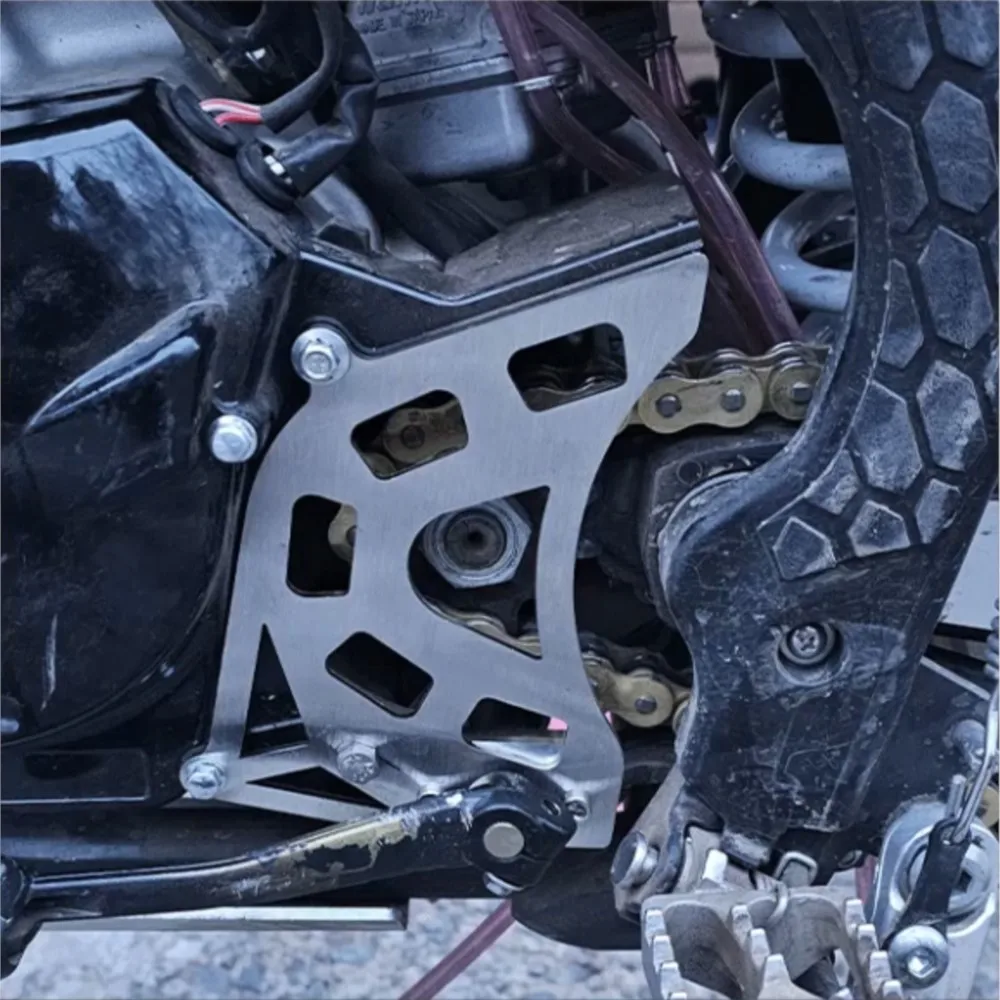 For Loncin MT250 Kayo KT250 Hengjian 2 stroke DT230 Motorcycle Accessories Chain Guard CNC Front Chain Sprocket Cover Protection