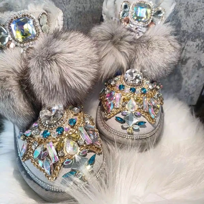 

Роскошные зимние ботинки из лисьего меха со стразами, круглый носок, красочные плюшевые меховые ботильоны с кристаллами и блестками, теплая зимняя обувь на плоской подошве с большим драгоценным камнем