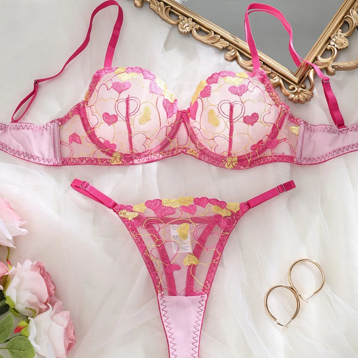 

Kagano трансграничное весеннее новое сексуальное прозрачное нижнее белье с принтом сердца и вышивкой для девочек, брюки с низкой талией, полиэстер