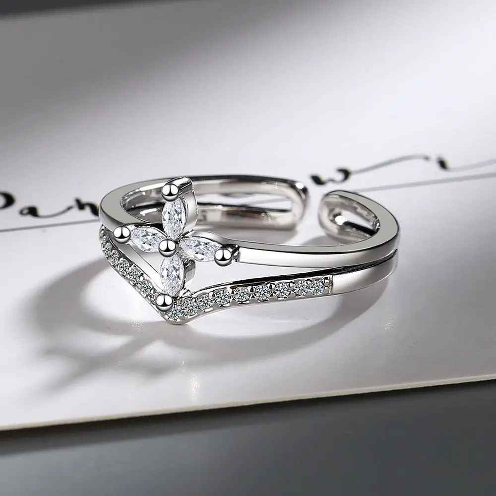 

925 Sterling Silver Fashion Light Luxury Diamond-encrusted Four-petaled Flower Zircon Double Ring Birthday Anniversary Gift