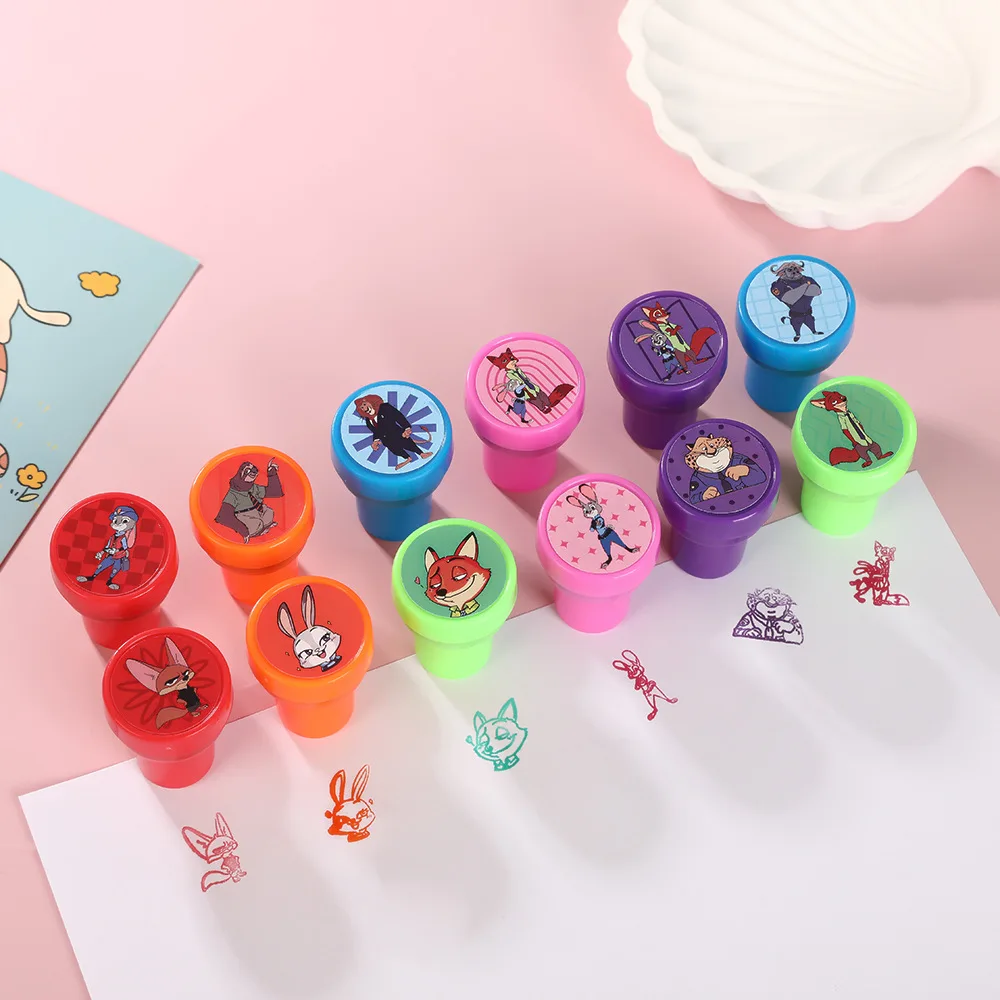 Zootopia Stamps هدايا الحفلات جودي الأرنب ختم Stamps للأطفال الفصول الدراسية المدرسية المكافآت جوائز جودي حقيبة هدايا حفلة عيد ميلاد