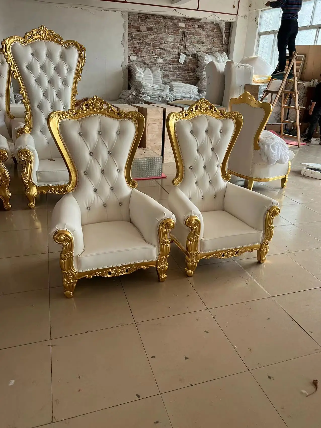 Wholesale China Wedding Furniture Gold King Child Kids Throne Chair for Party view 5