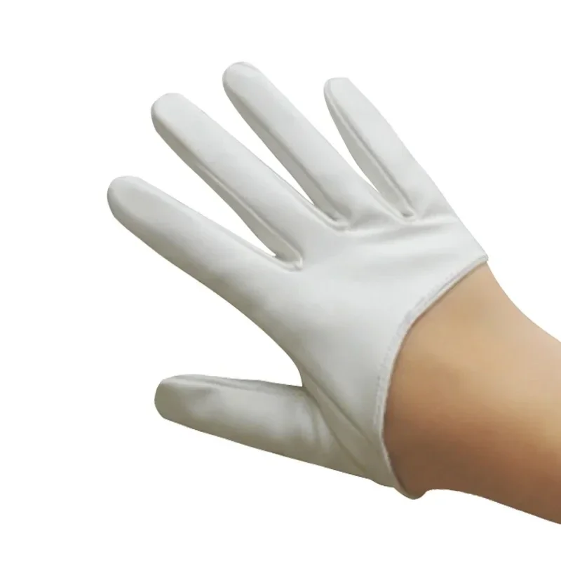 النساء الملاهي الليلية مرحلة الأداء DS الشرير نمط نصف النخيل ليوبارد طباعة قفازات جلدية صلبة شخصية عصرية الهيب هوب