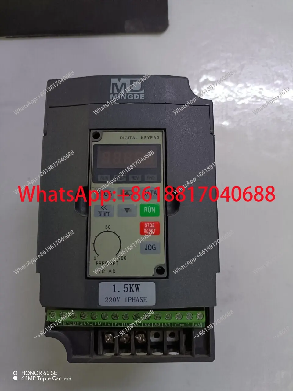 

1PCS rotary infrared heater speed inverter, input 220V transmission 380V