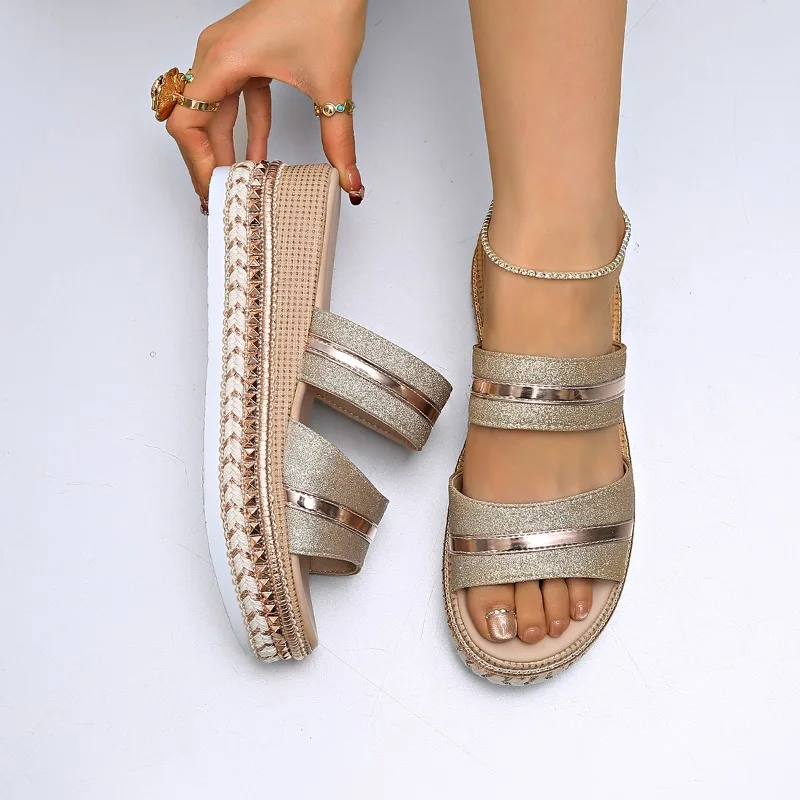 شباشب منصة فاخرة صنادل نسائية بنعل عريض مثيرة مفتوحة من الأمام أحذية نسائية لامعة بكعب عالي أحذية شاطئ للنساء Sandalias De Mujer