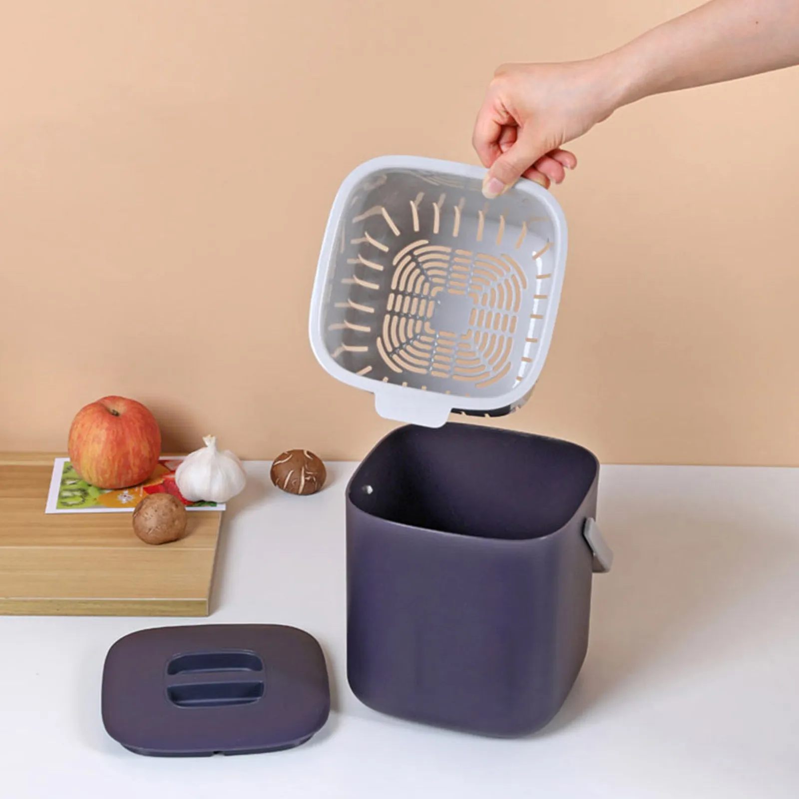 1Pcs Plastic Garbage Container Portable Covered Trash Bin for Kitchen Living Room Study Room Waste Storage and Recycling
