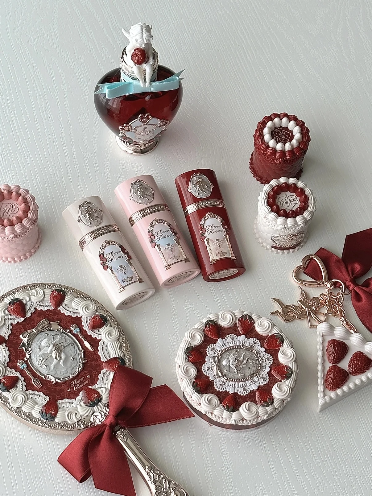 Fower sabe morango cupido conjunto de cosméticos batom blush configuração pó presente especial para menina festival de natal