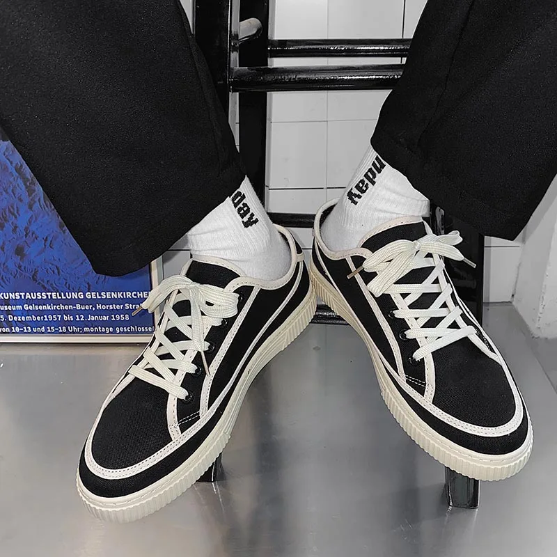 

Осенние новые дизайнерские парусиновые туфли Мужские низкие кроссовки с широким носком на шнуровке Кроссовки для отдыха Теннисные плимсоллы Zapatillas