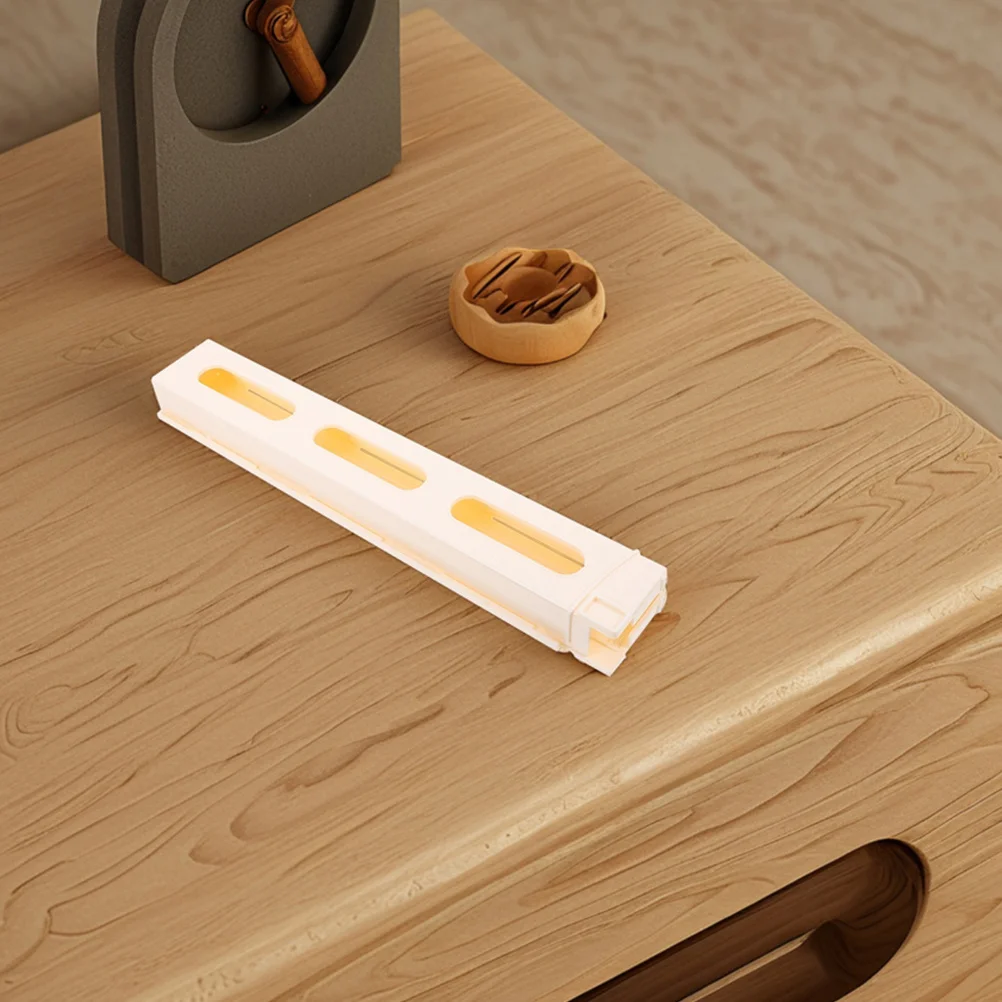 5Pcs Dominoes Accessories Mexican Train Plastic Tile Holders Trays Rack Base Game Organizer Plastic Board Game Pieces Tray