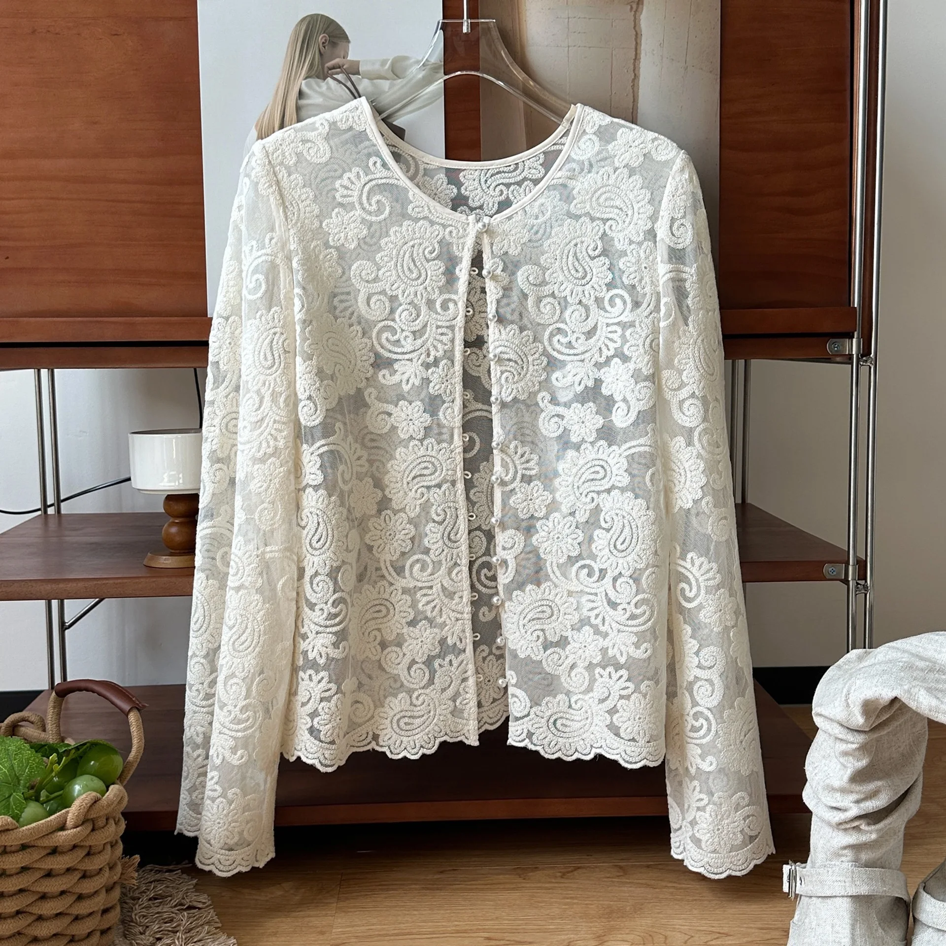 

Summer Thin Sun Protection Woman Cardigan Korean Chic Floral Lace Tops Female Fashion Ice Silk Open Stitch White Blouse Shirt