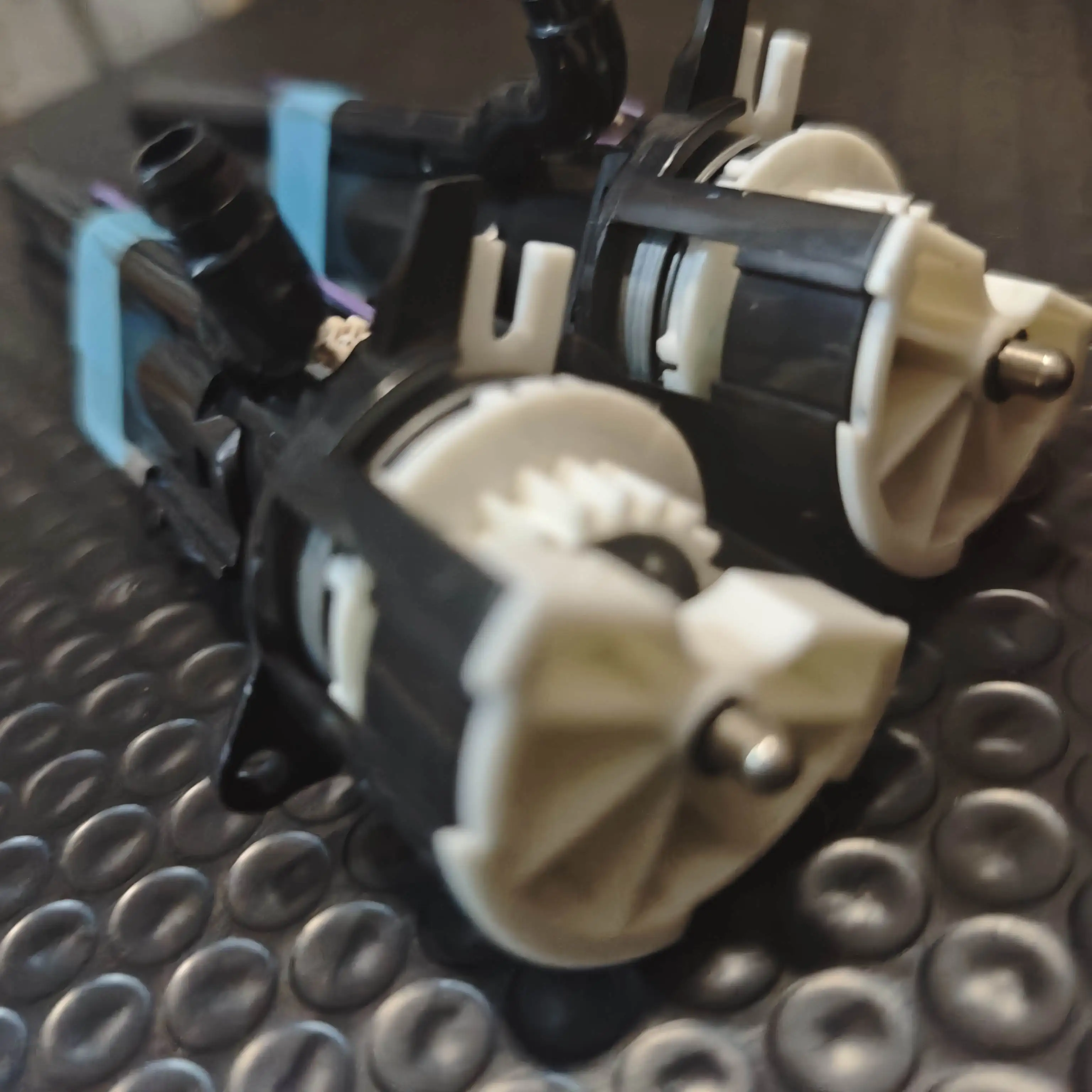 

Блок насоса подачи тонера D144-3221 D144-3222 D144-3223 D144-3224 для Ricoh MPC3001 C3002 C3501 C4501 C3502 C4502 C5501 C5502