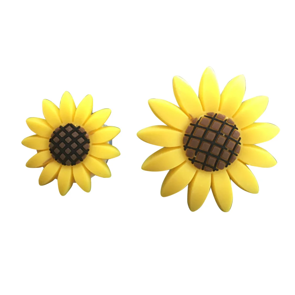 

2Pcs Sunflower Car Perfume Clip Aromatherapy Diffuser Resin Material Auto Adornment for Car Vent Freshener Aromatherapy Diffuser