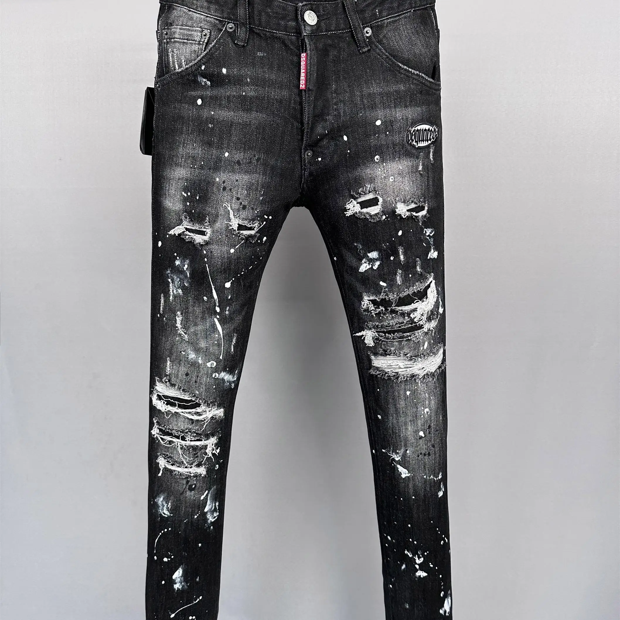 

2025 New D2 Men's Faion Spray Ink Hole Jeans Street Sle Slim Fit Denim Long Pants Wear Resistant Low Waist Button Casual