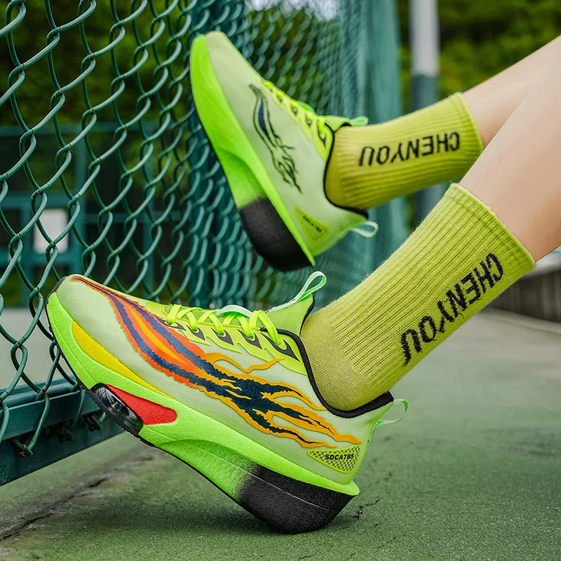 New 2025 Ultra-Light Racing Shoes - Unisex, Carbon Plate, Soft Sole, Non-Slip Versatile