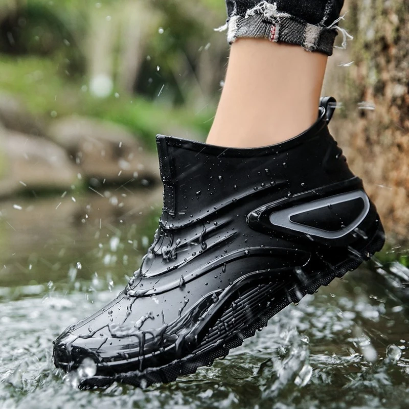 

Four-season Flat Form-fitting Color-blocked Large-sized Mid-calf Waterproof Anti-slip Chef Fishing Beach Outdoor Rain Boots