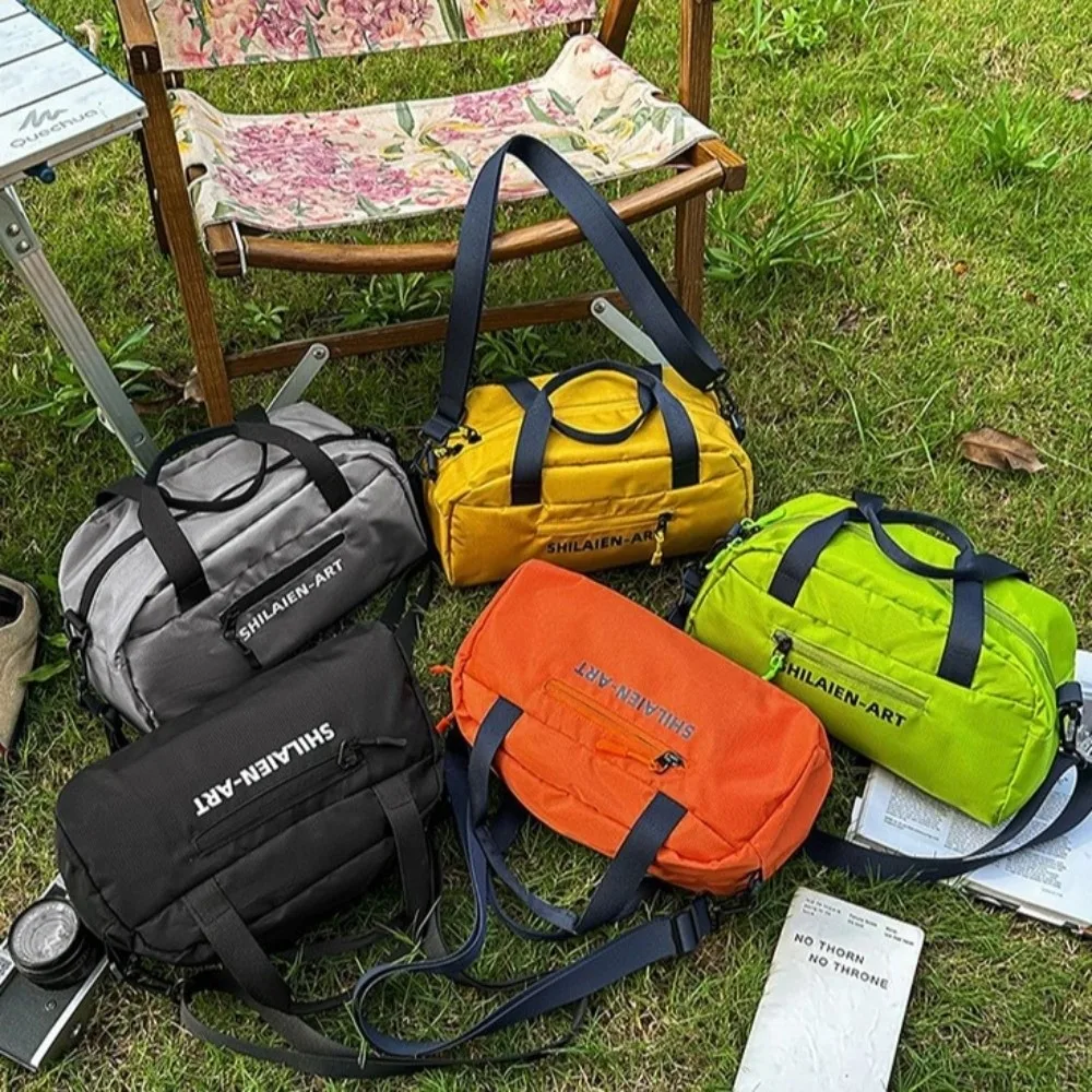 

Polyester Travel Crossbody Bag Lightweight High-capacity Single Shoulder Bag Multifunctional Phone Bag Messenger Bag Unisex