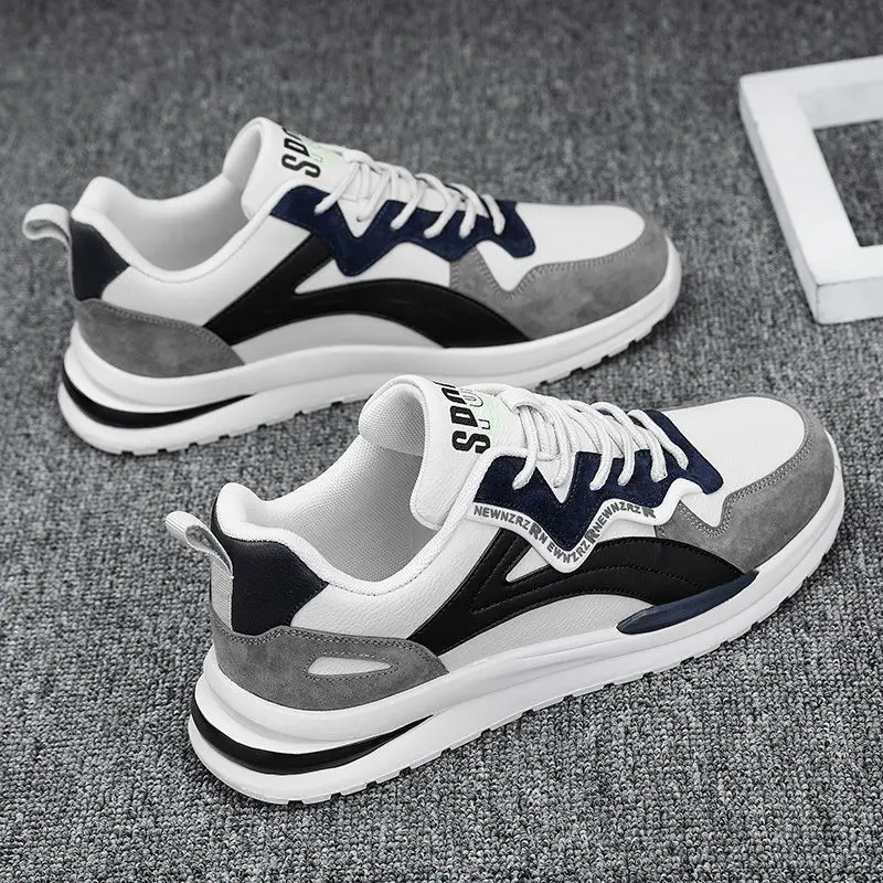 Men's Breathable Mesh Running Shoes Autumn 2026 New Style Sporty Casual Versatile Dad Sneakers Trendy All-Match Desert Boots