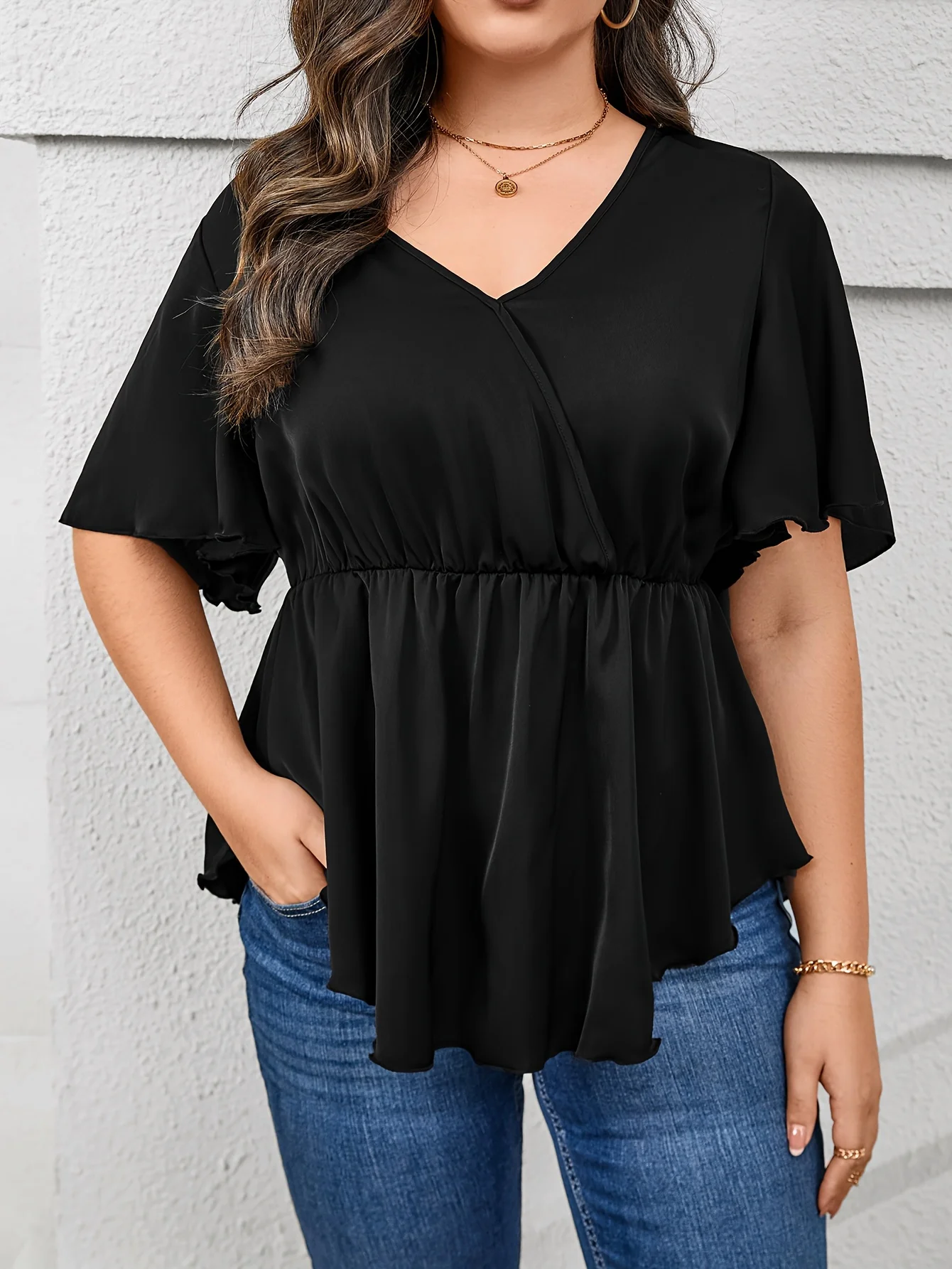 New spring and summer plus size loose casual solid color ruffle front ruffle shirt