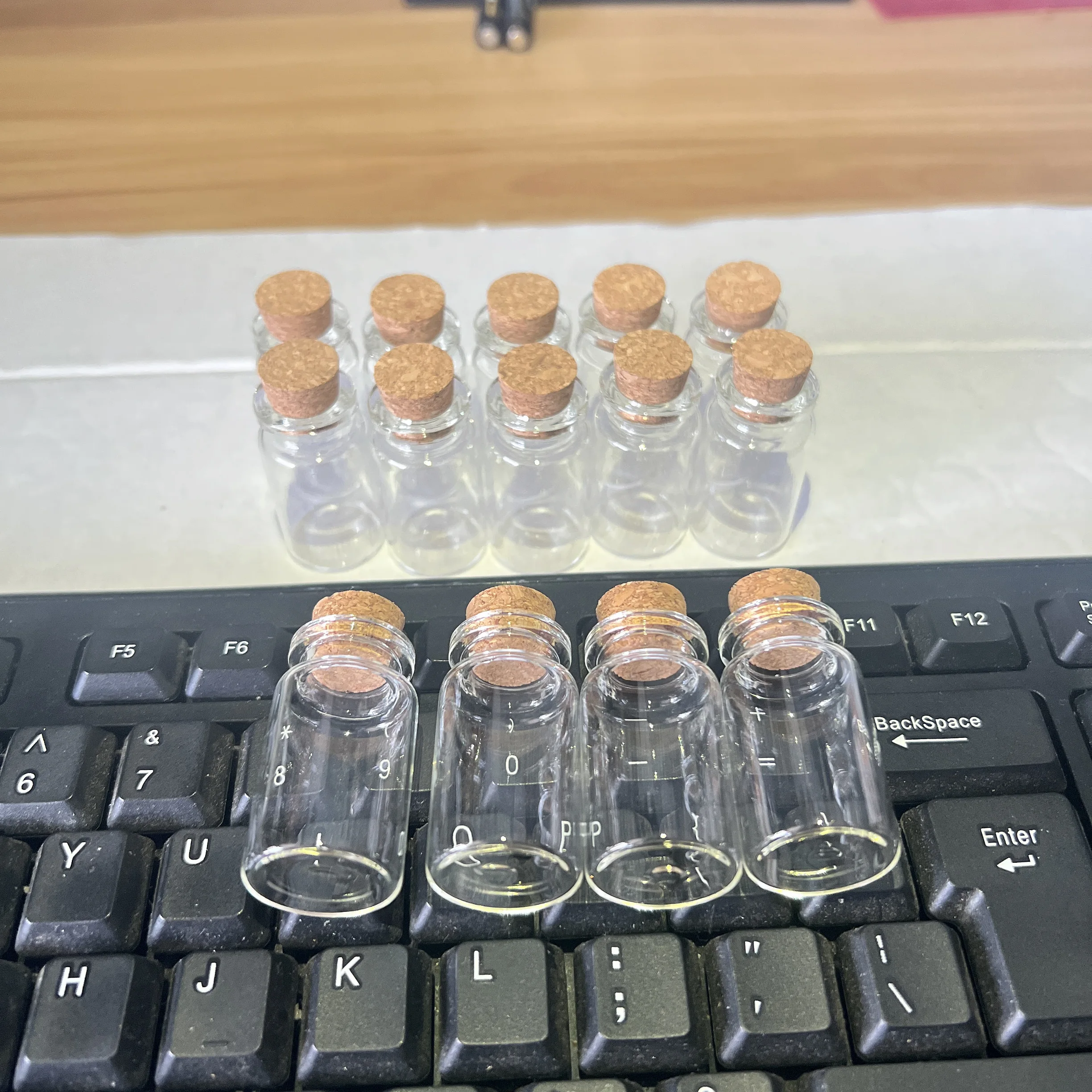 60/100 pcs 8ml Mini Glass Bottles Cork Stopper 22×40mm Tiny Glass Jars Transparent Storage Empty Diy Crafts Vials Wishing Gift