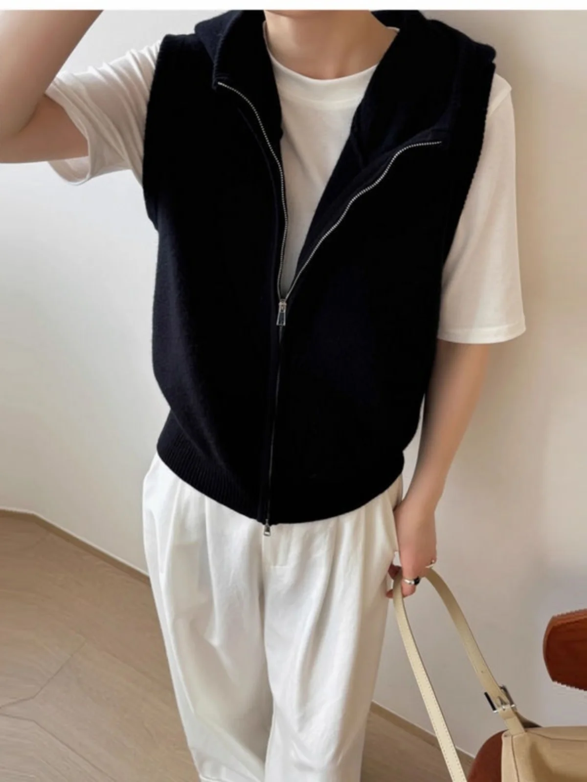

Women's plus Size Hooded Zipper Cashmere Vest Cardigan Spring New Loose Knitting Stacked Sleeveless Fashionable Outerwear
