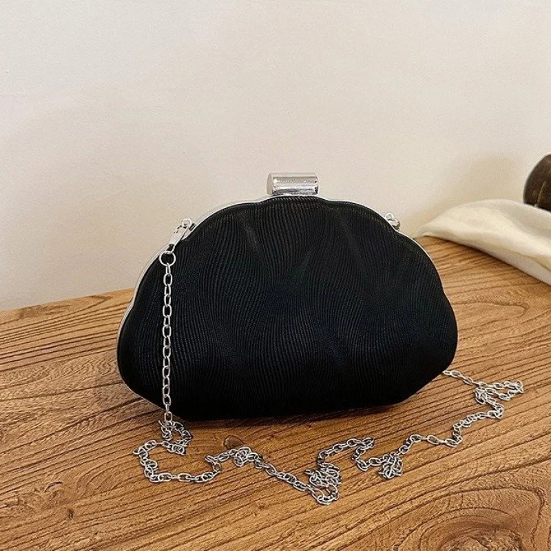 

Women's Tote Bag Crafted From Premium Leather Featuring High-End Quality And Famous Designer Commuter Style​