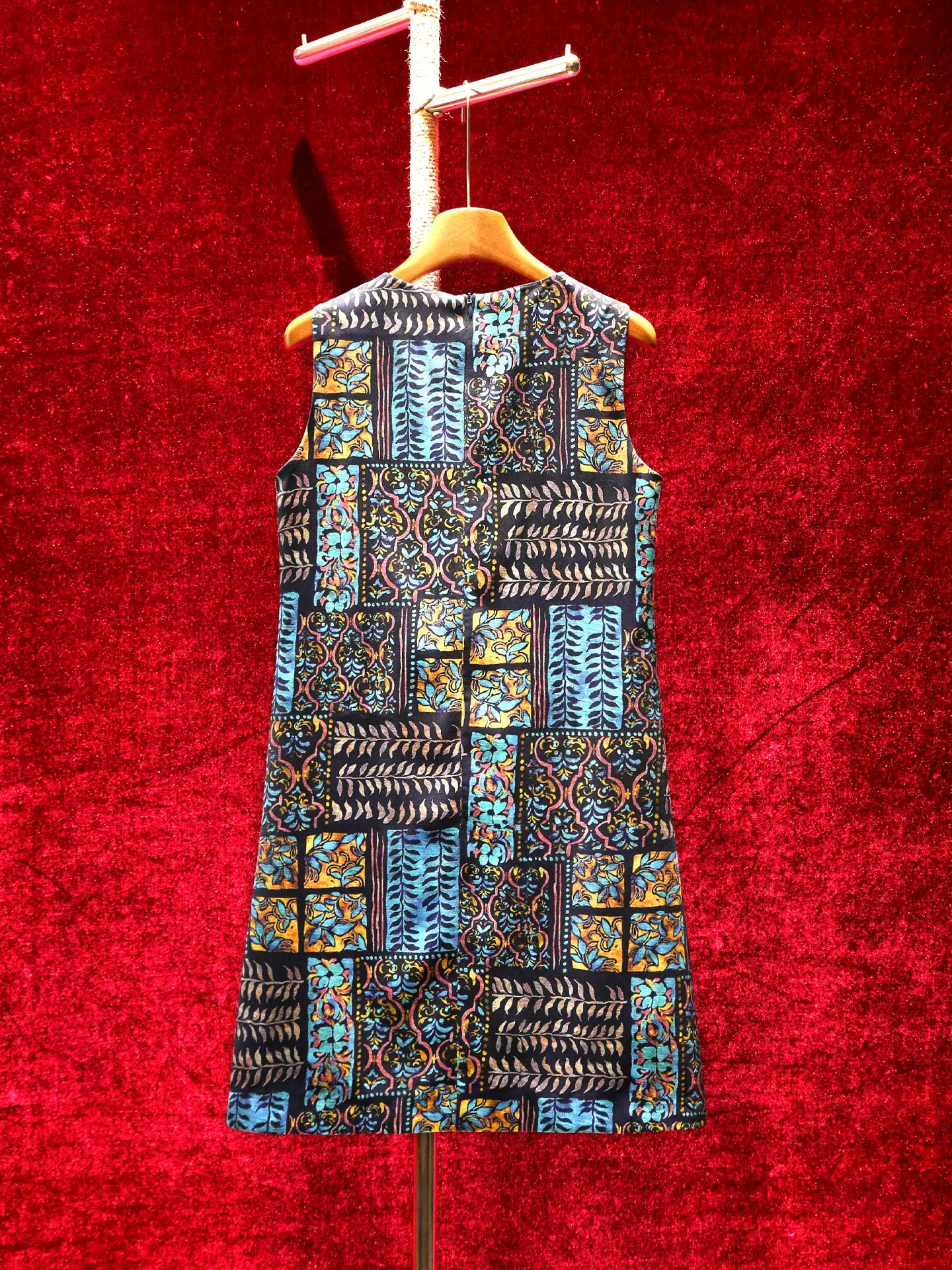 High Quality Summer Vintage Pattern Printing Sleeveless Tank Dress Loose Waist Elegant Round Neck Short A-line Casual Mini Dress