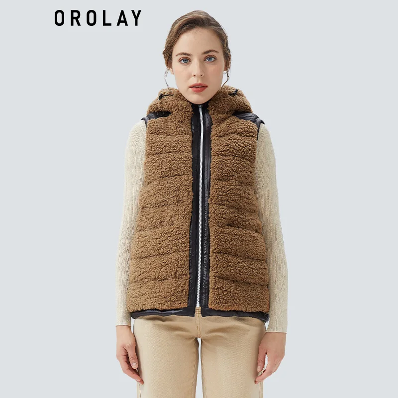 

Orolay Women's Casual Fleece Down Vest Warm Outwear Shearling Shaggy Short Vest with Hood