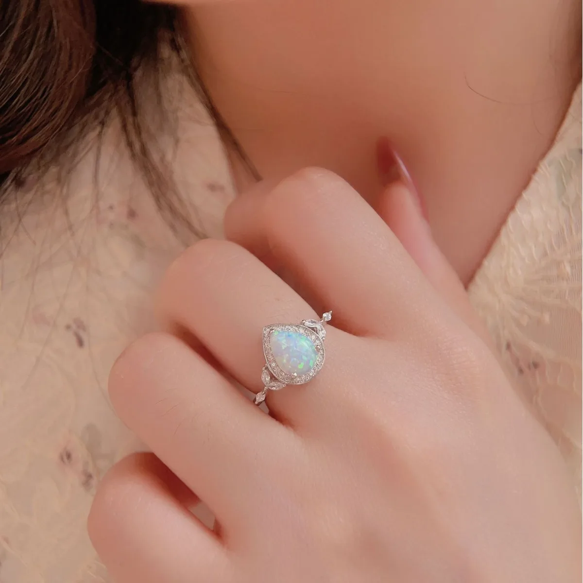 Popular New Product S925 Silver Zircon White Aobao Water Droplet Micro Set Diamond Ring Fashion Ring