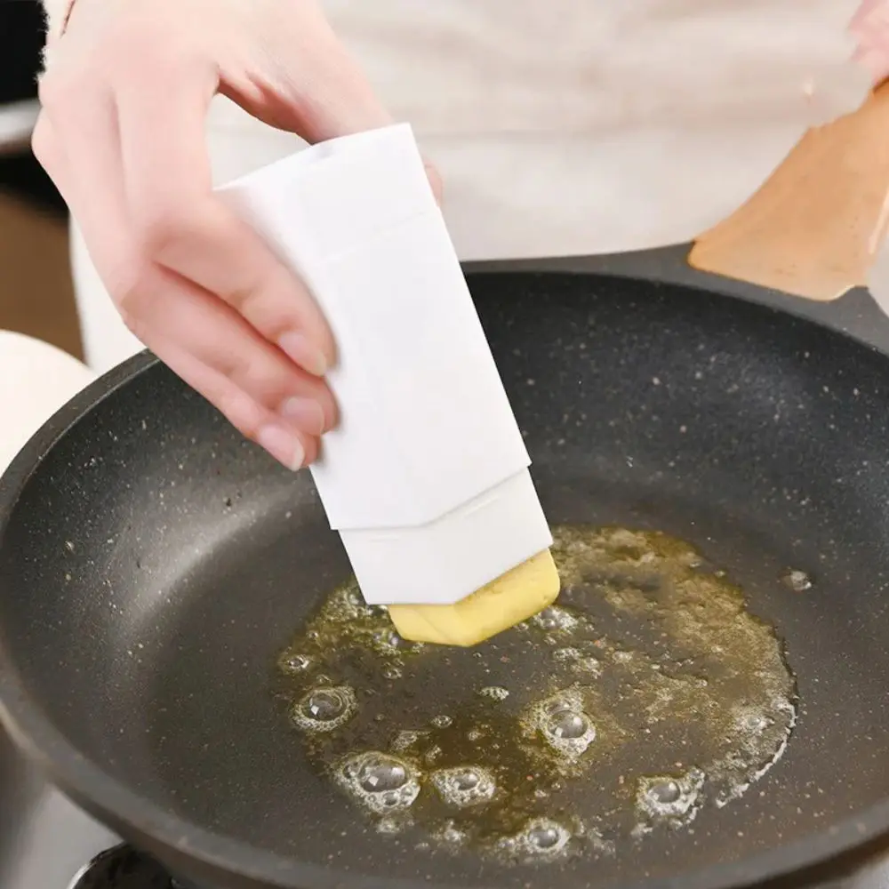 

Creative Rotary Butter Spreader Practical Kitchen Baking Tool Lightweight Solid Butter Stick Portable Cheese Keeper Case