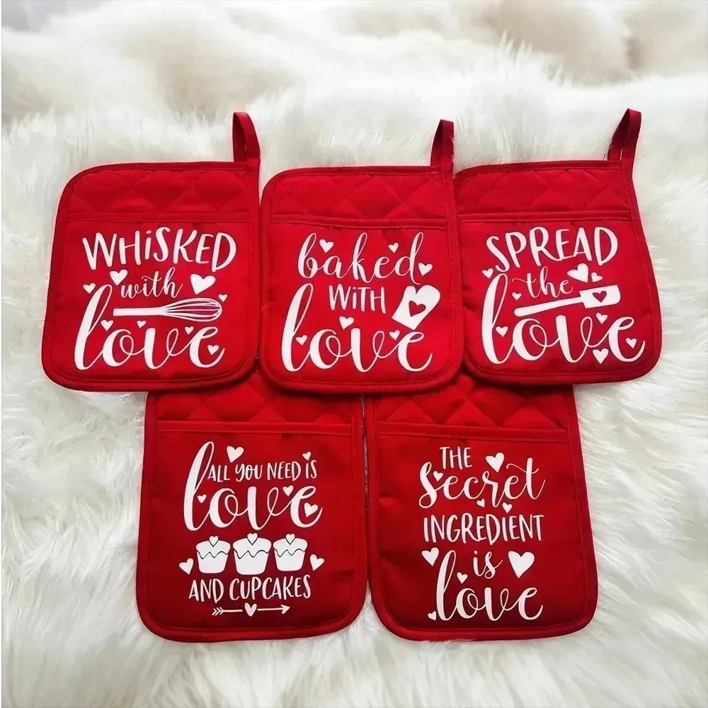 

1pcs Valentine's day Love Heat Resistant Potholders with Pocket Hanging Loop Wedding Bridal Shower Gifts Machine Washable