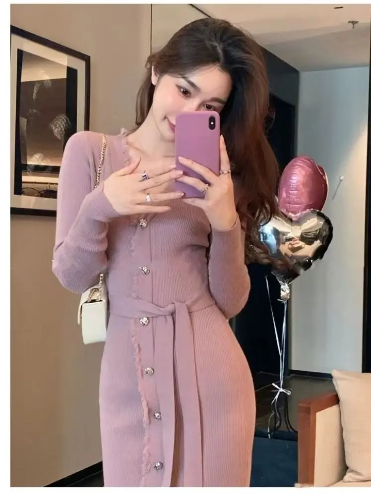 V-neck Women Mid-length Slim Skirt Long-sleeved Hip-covering Long Skirt Knitted Dress