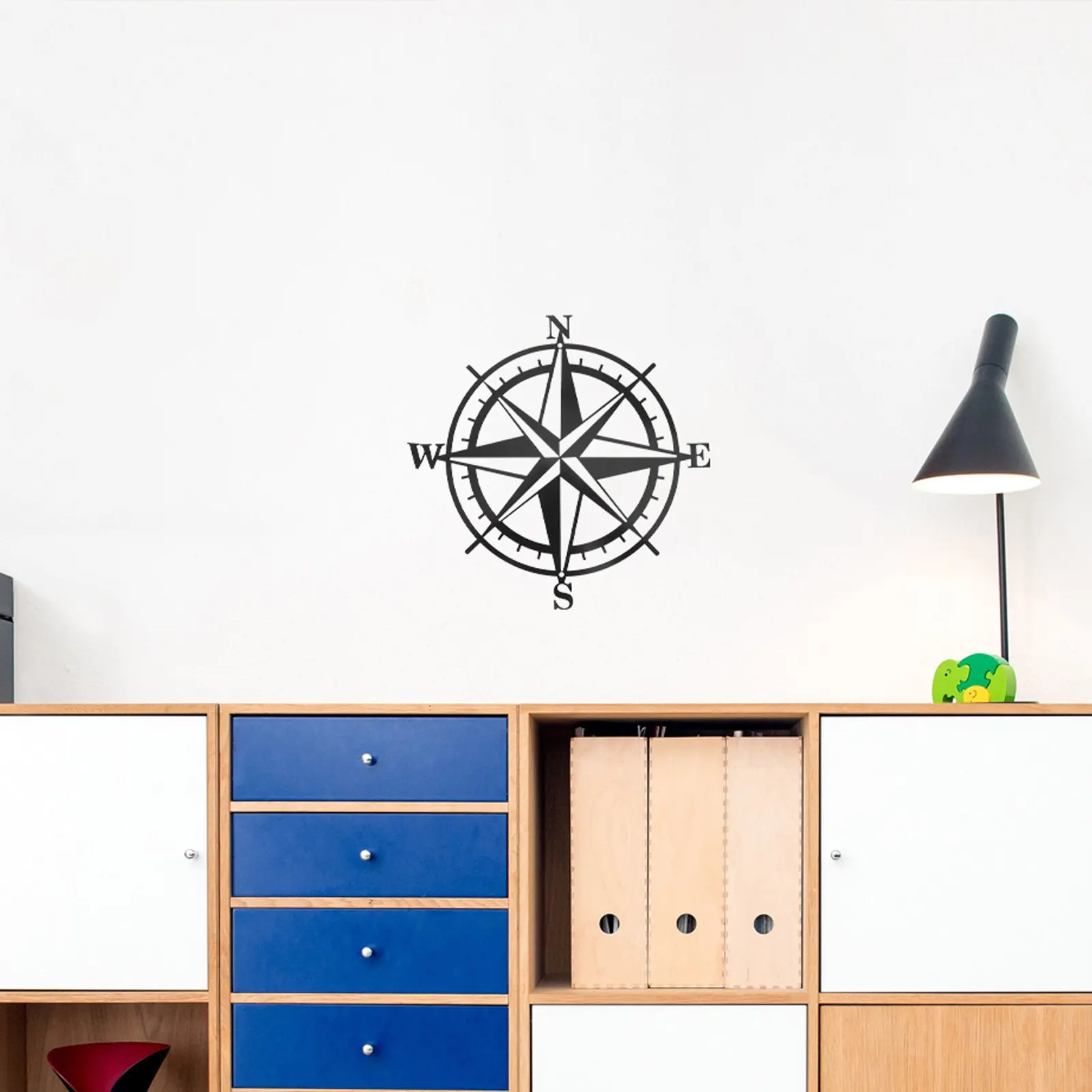 Carved Compass Hanging Pendant Chic Iron Art Decorative Home Wall Hanging Decor Living Room Office Cafe Door Ornament Unique