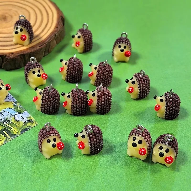 10Pcs/Pack Kawaii Simulated Forest Theme Resin Charms 3D Mushroom Little Hedgehog Cute Animal Pendants DIY Findings