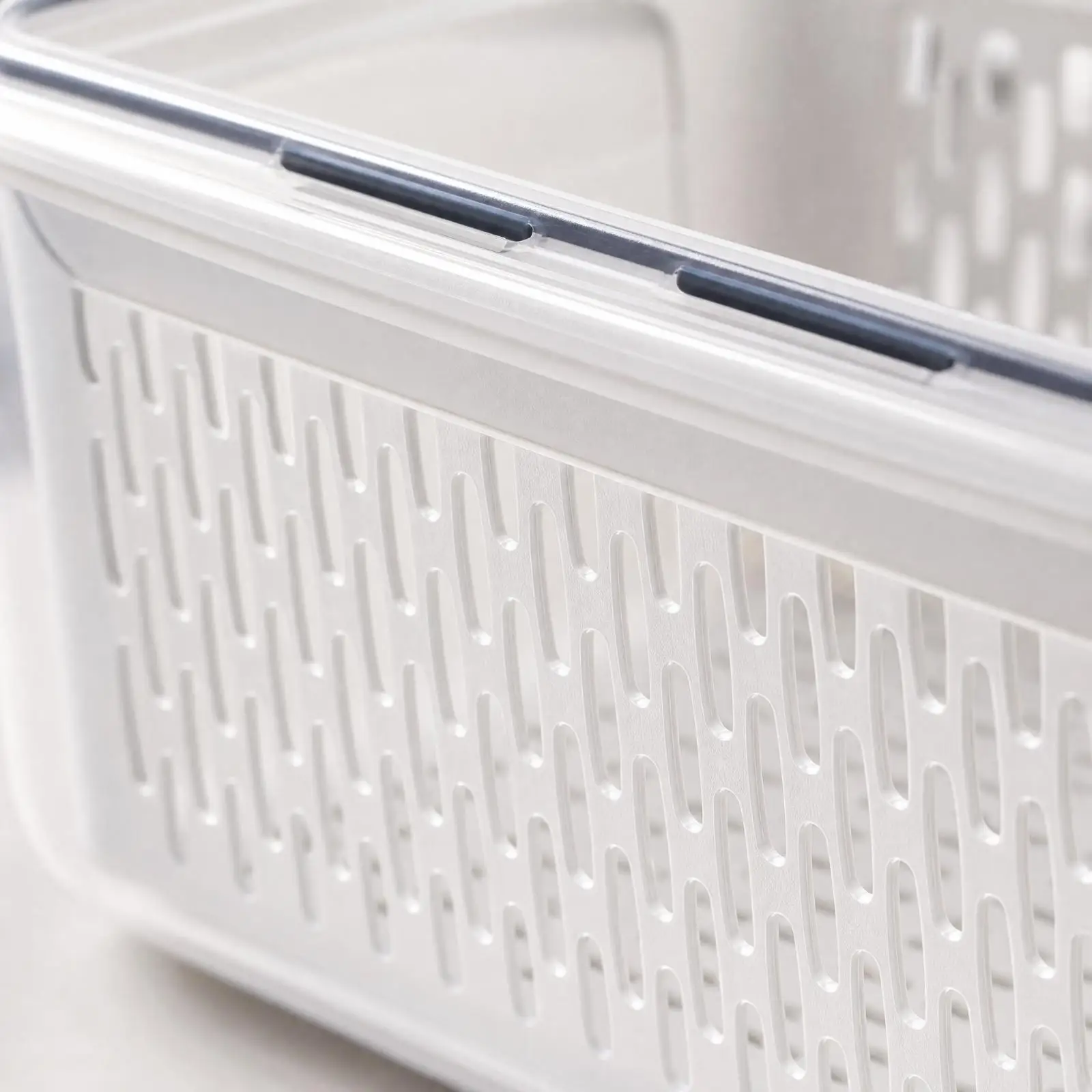 Durable Food Grade Storage Container with Ventilated Basket for Fresh Produce Keeper