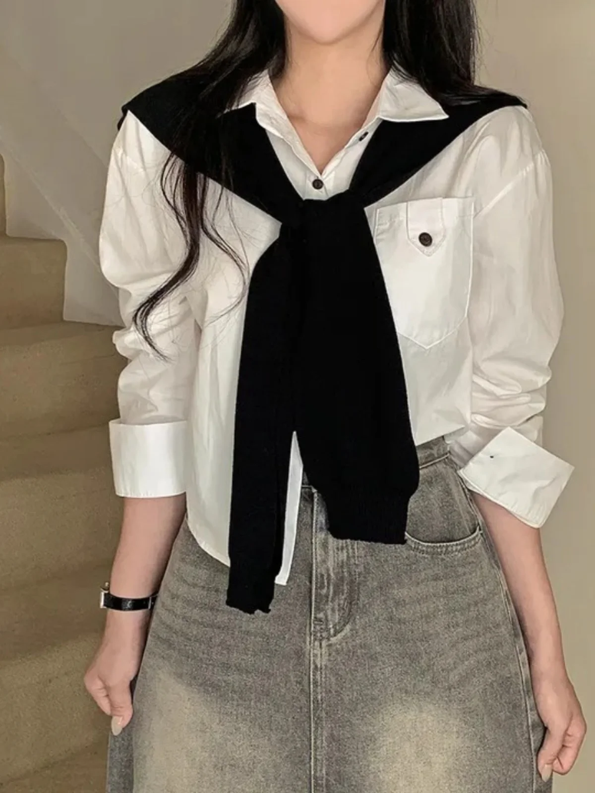 White irt Women's Early Autumn New Sle Knitted awl Two-Piece Set ort High Waist Commute Sle Korean Version  Collar